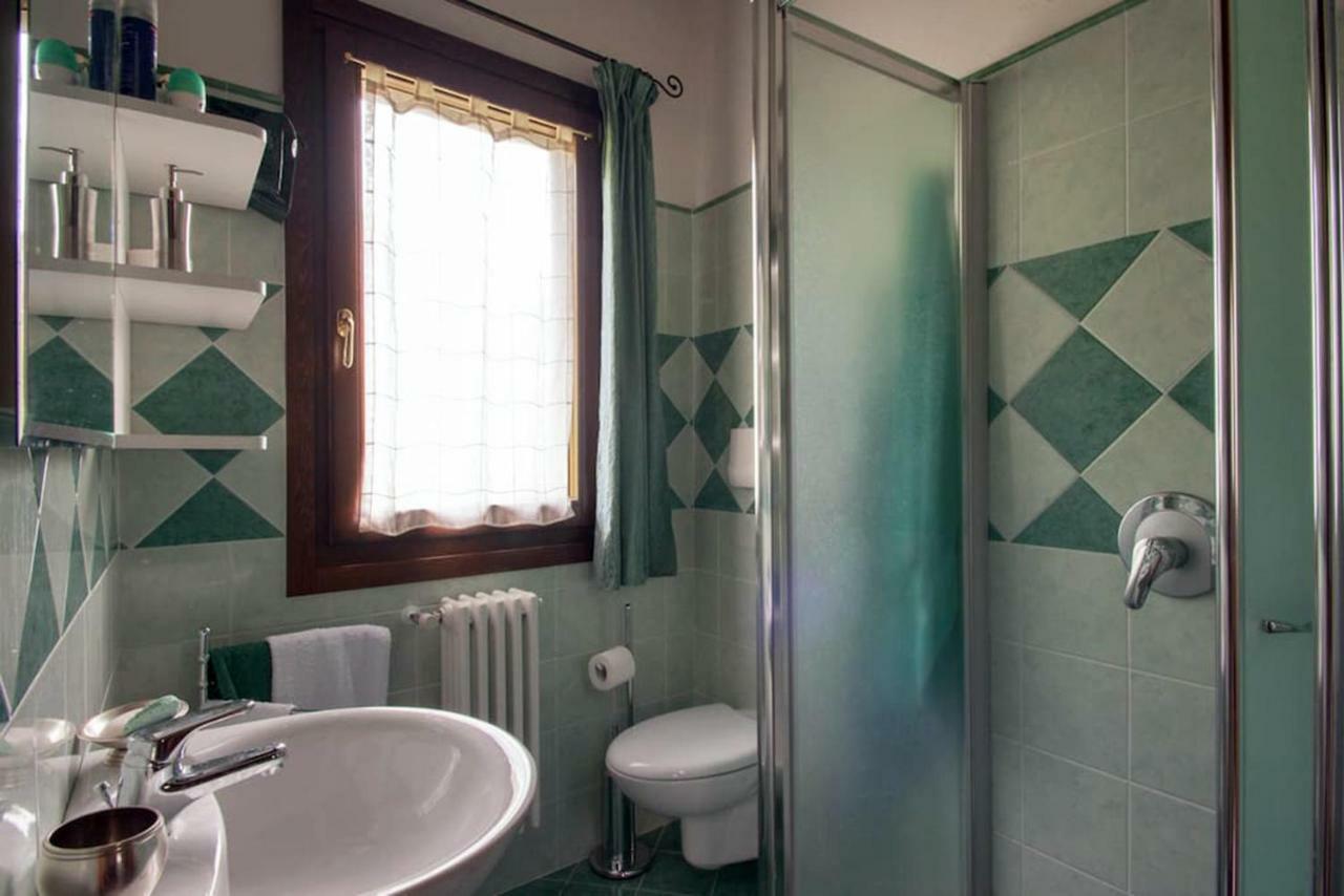Casa Vacanze Il Noce Sovere Eksteriør billede
