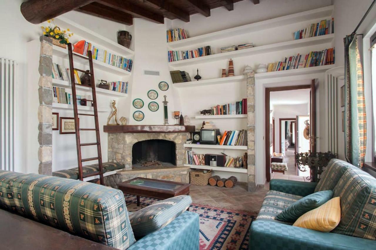 Casa Vacanze Il Noce Sovere Eksteriør billede