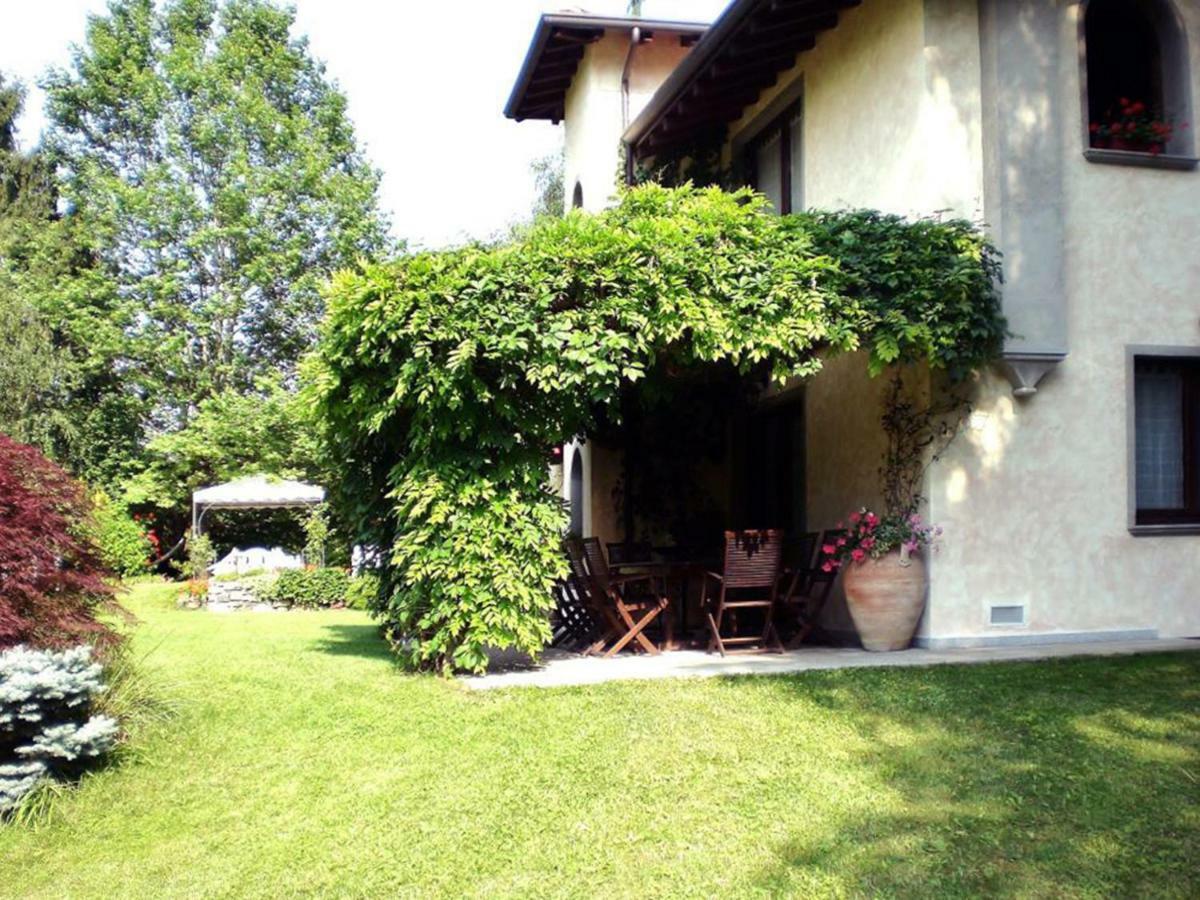Casa Vacanze Il Noce Sovere Eksteriør billede