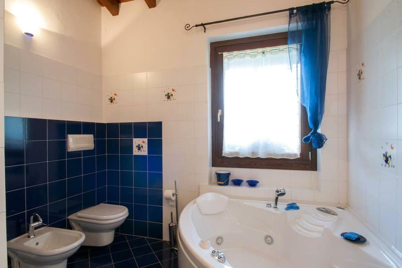 Casa Vacanze Il Noce Sovere Eksteriør billede